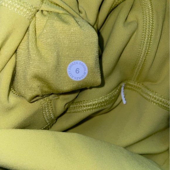 Lululemon neon yellow leggings size 6 - Picture 4 of 4